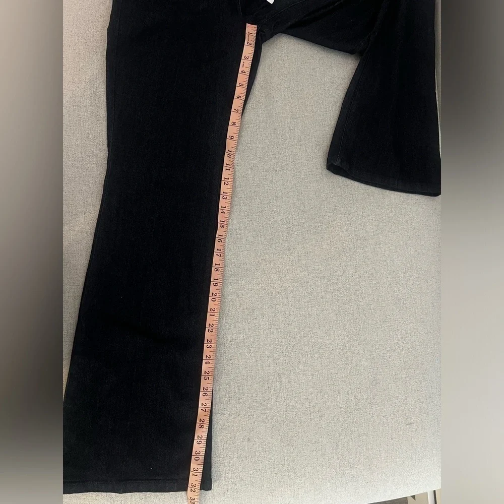 D. Jeans High Waist Flare | Size 6 | Dark Blue | NWT - Picture 6 of 8
